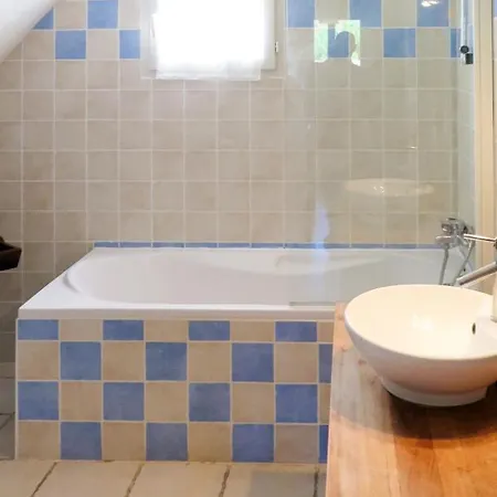 La Combelle By Interhome