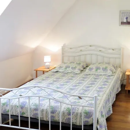 La Combelle By Interhome Дом отдыха *